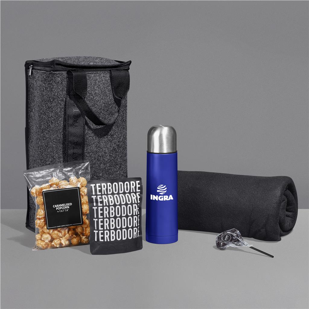 Yatta Charming Cuddle Hamper